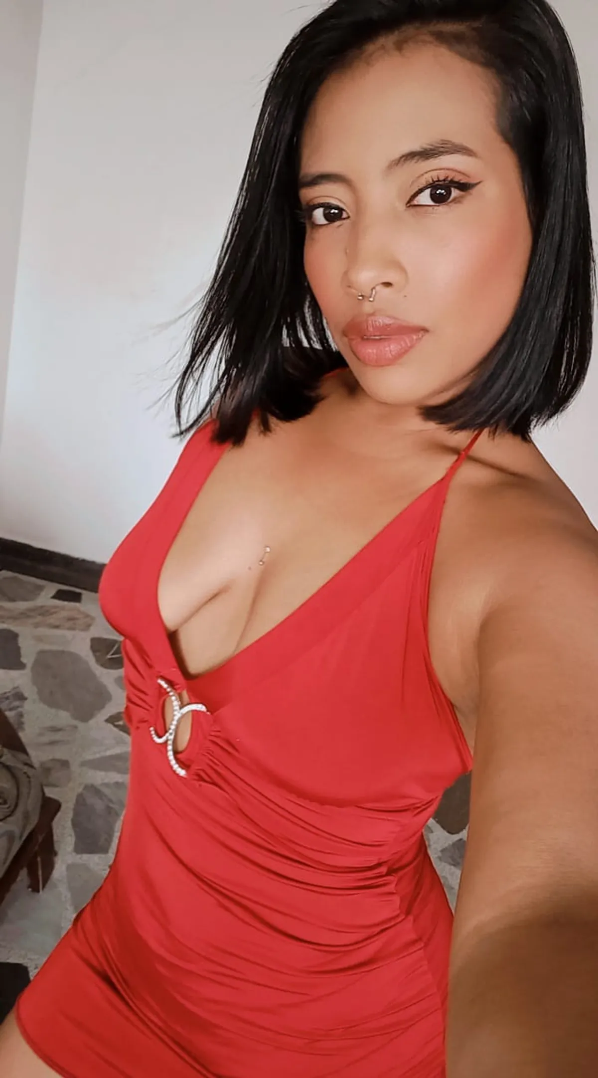 isabel-sepulveda-bellastrixxx-model-twitter-custom-link